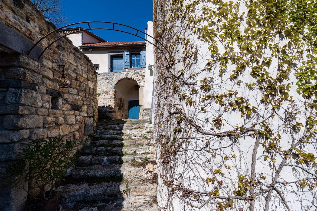 Grand Gite Du Bistrot D'Ici Saint-Saturnin  Bagian luar foto